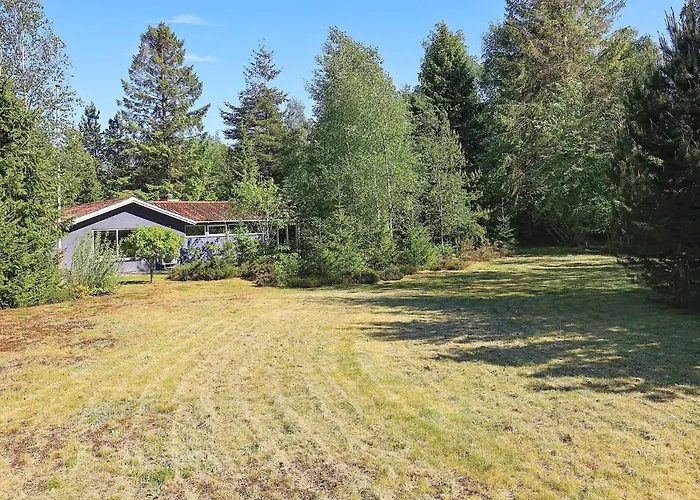 6 Person In Hojslev-by Traum Højslev